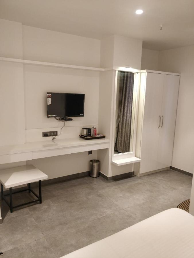 Hotel My Home Residency Nāsik Eksteriør bilde