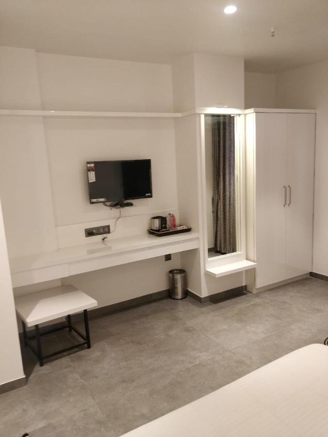 Hotel My Home Residency Nāsik Eksteriør bilde